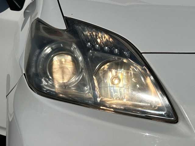 トヨタ プリウス S 鹿児島県 2010(平22)年 17.9万km スーパーホワイトⅡ セーフティセンス/社外ナビ/　　CD/DVD/BT/ワンセグ/バックカメラ/社外15インチアルミホイール/ステアリングスイッチ/アイドリングストップ/ISOFIX/スマートキー/ETC