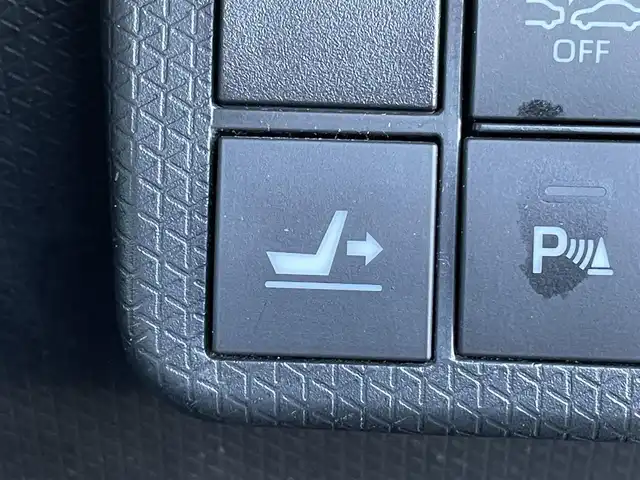 ダイハツ タント X 山梨県 2019(令1)年 6.1万km シャイニングホワイトパール スマートアシスト　/純正ナビ　/フルセグ　/テレビキャンセラー　/Bluetooth/CD/DVD　/Bカメラ　/ナビ連動ドラレコ　/ETC　/片側パワースライドドア/コーナーセンサー　/オートライト　/純正タイヤ車載/スペアキー