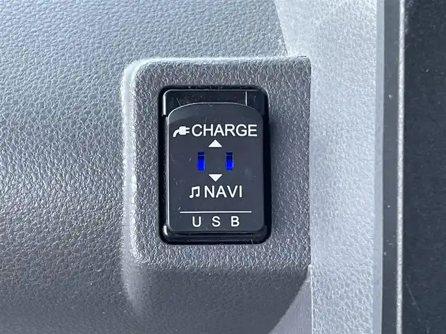 ダイハツ タント X 山梨県 2019(令1)年 6.1万km シャイニングホワイトパール スマートアシスト　/純正ナビ　/フルセグ　/テレビキャンセラー　/Bluetooth/CD/DVD　/Bカメラ　/ナビ連動ドラレコ　/ETC　/片側パワースライドドア/コーナーセンサー　/オートライト　/純正タイヤ車載/スペアキー