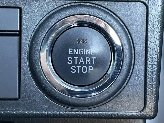 ダイハツ タント X 山梨県 2019(令1)年 6.1万km シャイニングホワイトパール スマートアシスト　/純正ナビ　/フルセグ　/テレビキャンセラー　/Bluetooth/CD/DVD　/Bカメラ　/ナビ連動ドラレコ　/ETC　/片側パワースライドドア/コーナーセンサー　/オートライト　/純正タイヤ車載/スペアキー