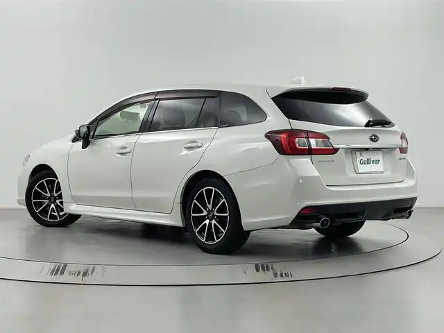 スバル レヴォーグ 1．6GT アイサイト Sスタイル 埼玉県 2015(平27)年 10.6万km クリスタルホワイトP アイサイト/クルーズコントロール/社外メモリナビ(型式：AVIC-RZ09)/CD/DVD/Bluetooth/フルセグ/バックカメラ/フォグランプ/前後ドライブレコーダー/ETC/純正１７インチAW/プッシュスタート/スマートキー/スペアキー