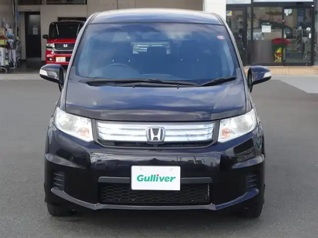 ホンダ フリード スパイク ハイブリット 静岡県 2013(平25)年 12.8万km プレミアムブラキッシュパール ワンオーナー/禁煙車/社外carrozzeriaナビ（AVIC-MRZ07)/　CD/DVD/BT/ワンセグTV/SD/社外ETC/純正フロアマット/純正ドアバイザー/リモコンキー/スペアキー1個/取扱説明書/保証書