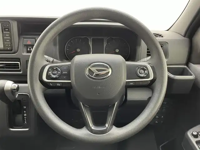 ダイハツ アトレー バン RS 兵庫県 2024(令6)年 2.8万km シャイニングホワイトパール ・社外メモリナビ/・フルセグTV/・バックカメラ/・ビルドインＥＴＣ/・両側パワースライドドア/・ＬＥＤヘッドライト/・LEDフォグランプ/・コーナーセンサー/・衝突軽減ブレーキ/・レーンキープアシスト/・追従クルーズコントロール