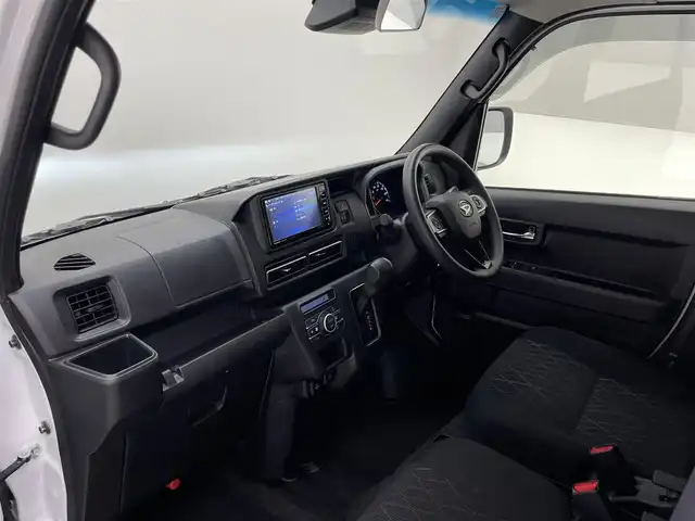 ダイハツ アトレー バン RS 兵庫県 2024(令6)年 2.8万km シャイニングホワイトパール ・社外メモリナビ/・フルセグTV/・バックカメラ/・ビルドインＥＴＣ/・両側パワースライドドア/・ＬＥＤヘッドライト/・LEDフォグランプ/・コーナーセンサー/・衝突軽減ブレーキ/・レーンキープアシスト/・追従クルーズコントロール