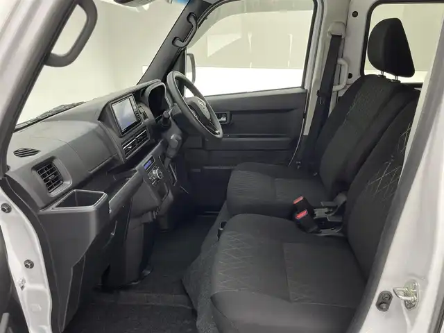 ダイハツ アトレー バン RS 兵庫県 2024(令6)年 2.8万km シャイニングホワイトパール ・社外メモリナビ/・フルセグTV/・バックカメラ/・ビルドインＥＴＣ/・両側パワースライドドア/・ＬＥＤヘッドライト/・LEDフォグランプ/・コーナーセンサー/・衝突軽減ブレーキ/・レーンキープアシスト/・追従クルーズコントロール