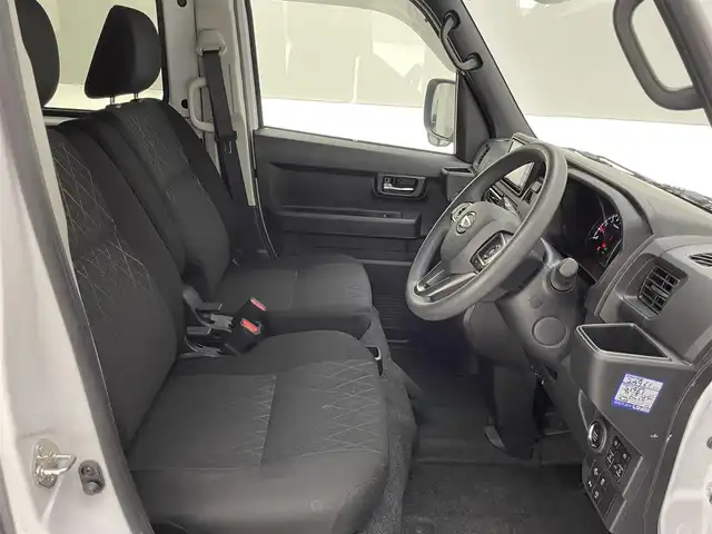 ダイハツ アトレー バン RS 兵庫県 2024(令6)年 2.8万km シャイニングホワイトパール ・社外メモリナビ/・フルセグTV/・バックカメラ/・ビルドインＥＴＣ/・両側パワースライドドア/・ＬＥＤヘッドライト/・LEDフォグランプ/・コーナーセンサー/・衝突軽減ブレーキ/・レーンキープアシスト/・追従クルーズコントロール