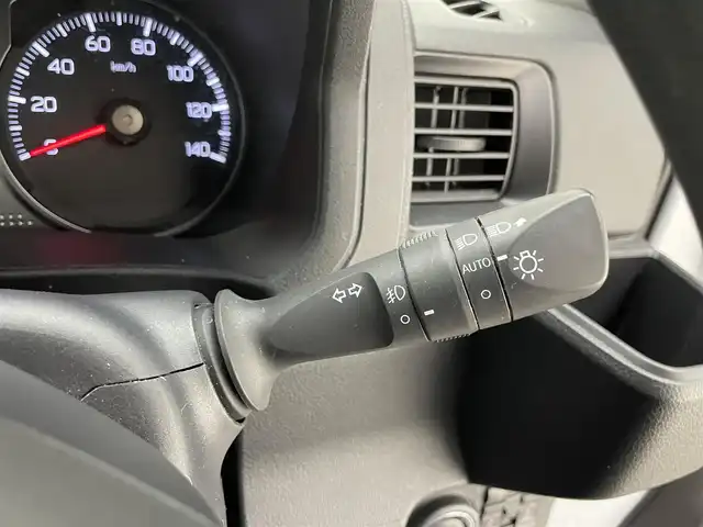 ダイハツ アトレー バン RS 兵庫県 2024(令6)年 2.8万km シャイニングホワイトパール ・社外メモリナビ/・フルセグTV/・バックカメラ/・ビルドインＥＴＣ/・両側パワースライドドア/・ＬＥＤヘッドライト/・LEDフォグランプ/・コーナーセンサー/・衝突軽減ブレーキ/・レーンキープアシスト/・追従クルーズコントロール