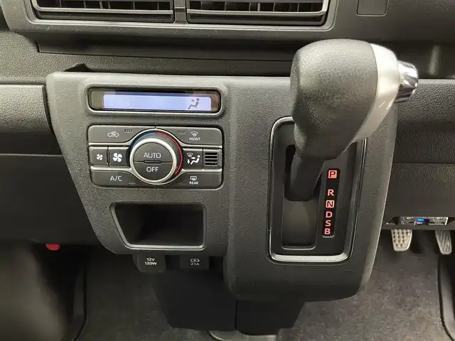 ダイハツ アトレー バン RS 兵庫県 2024(令6)年 2.8万km シャイニングホワイトパール ・社外メモリナビ/・フルセグTV/・バックカメラ/・ビルドインＥＴＣ/・両側パワースライドドア/・ＬＥＤヘッドライト/・LEDフォグランプ/・コーナーセンサー/・衝突軽減ブレーキ/・レーンキープアシスト/・追従クルーズコントロール