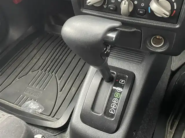 三菱 パジェロ ミニ VR－S 富山県 2006(平18)年 7.3万km アメジストブラック/クールシルバーM 社外ＨＤＤナビ/ＴＶ／ＤＶＤ/4WD/ターボ/キーレス/ツートンカラー/パワーステアリング/パワーウインドウ/エアコン/ドアバイザー/フロアマット/Wエアバック/ABS