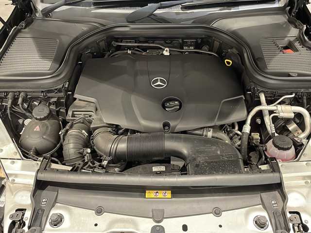 メルセデス・ベンツ ＧＬＣ２２０ d 4マチック クーペ スポーツ 新潟県 2018(平30)年 4万km オブシディアンブラック 4WD/AMGスタイリングパッケージ/・フロントスポイラー/・リアスカート/スポーツシート/・ハーフレザー/・パワーシート/・メモリ機能/・全席シートヒーター/電動リアゲート/ヘッドアップディスプレイ/レーダーセーフティパッケージ/・アクティブブレーキアシスト/・レーンキープアシスト/・ブラインドスポットアシスト/・アテンションアシスト/・ディスタンスパイロット ディストロニック/純正HDDナビ/フルセグTV/Bluetooth/USB/DVD/CD/全方位カメラ/・バックカメラ/ETC/前後ドライブレコーダー/オートライト/オートハイビーム/LEDヘッドライト/純正フロアマット/純正19インチアルミホイール