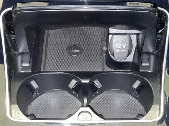 メルセデス・ベンツ ＧＬＣ２２０ d 4マチック クーペ スポーツ 新潟県 2018(平30)年 4万km オブシディアンブラック 4WD/AMGスタイリングパッケージ/・フロントスポイラー/・リアスカート/スポーツシート/・ハーフレザー/・パワーシート/・メモリ機能/・全席シートヒーター/電動リアゲート/ヘッドアップディスプレイ/レーダーセーフティパッケージ/・アクティブブレーキアシスト/・レーンキープアシスト/・ブラインドスポットアシスト/・アテンションアシスト/・ディスタンスパイロット ディストロニック/純正HDDナビ/フルセグTV/Bluetooth/USB/DVD/CD/全方位カメラ/・バックカメラ/ETC/前後ドライブレコーダー/オートライト/オートハイビーム/LEDヘッドライト/純正フロアマット/純正19インチアルミホイール