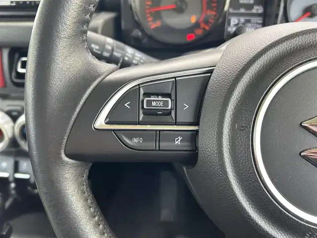 スズキ ジムニー XC 埼玉県 2020(令2)年 2万km キネティックイエロー ・ディーラー点検記録簿R2~R6/・ワンオーナー/・社外ナビ（DISC/SD/TV/BT/USB）/・ステアリングスイッチ/・革巻きステアリング/・クルーズコントロール/・横滑り防止装置/・ヒルディセントコントロール/・衝突被害軽減システム/・レーンアシスト/・ヘッドライトウォッシャー/・オートライト/・LEDヘッドライト/・フォグライト/・純正フロアマット/・純正16インチアルミホイール/・ドアバイザー/・純正マッドフラップ/・電動格納ミラー/・ウィンカーミラー/・プッシュスタート/・スマートキー/・スペアキー×１