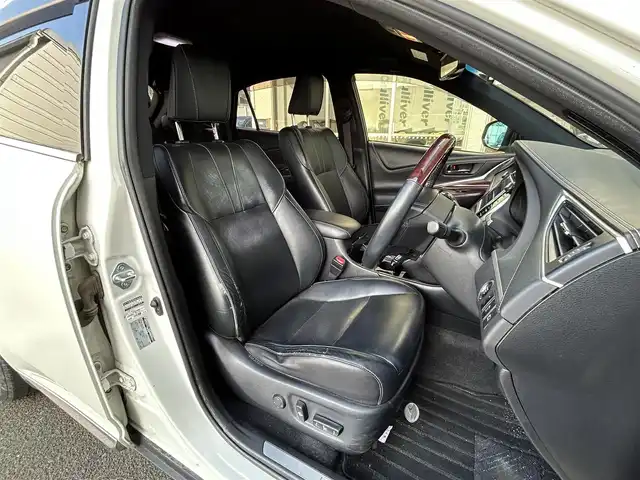 トヨタ ハリアー プレミアム アドバンスドP 宮城県 2014(平26)年 12.1万km ホワイトパールクリスタルシャイン ・ワンオーナー/・純正ナビ/（フルセグTV/CD/DVD/ブルーレイ/Bluetooth/AUX/USB）/・ドライブレコーダー/（CS-91FH)/・木目調パネル/・アイドリングストップ/・レーダークルーズコントロール/・前後コーナーセンサー/・ICS/・トラクションコントロール/・革ステアリング/・ステアリングスイッチ/・MTモード/・革シート/・前席シートヒーター/・D席メモリーシート/・電動リアゲート/・電動格納ミラー/・LEDライト/・フロントフォグランプ/・ISOFIX/・ETC/・バイザー/・リアプライバシーガラス/・フロアマット/・純正18インチアルミホイール/・フロアマット/・横滑り防止装置/・Wエアバッグ/ABS/・カーテンエアバッグ/・スマートキー/・プッシュスタート/・取扱説明書