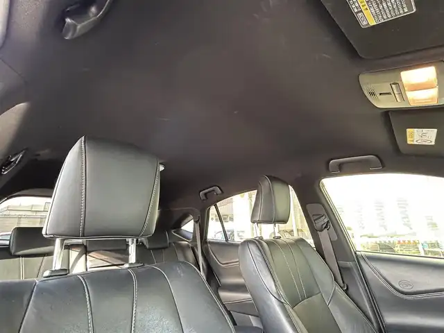 トヨタ ハリアー プレミアム アドバンスドP 宮城県 2014(平26)年 12.1万km ホワイトパールクリスタルシャイン ・ワンオーナー/・純正ナビ/（フルセグTV/CD/DVD/ブルーレイ/Bluetooth/AUX/USB）/・ドライブレコーダー/（CS-91FH)/・木目調パネル/・アイドリングストップ/・レーダークルーズコントロール/・前後コーナーセンサー/・ICS/・トラクションコントロール/・革ステアリング/・ステアリングスイッチ/・MTモード/・革シート/・前席シートヒーター/・D席メモリーシート/・電動リアゲート/・電動格納ミラー/・LEDライト/・フロントフォグランプ/・ISOFIX/・ETC/・バイザー/・リアプライバシーガラス/・フロアマット/・純正18インチアルミホイール/・フロアマット/・横滑り防止装置/・Wエアバッグ/ABS/・カーテンエアバッグ/・スマートキー/・プッシュスタート/・取扱説明書