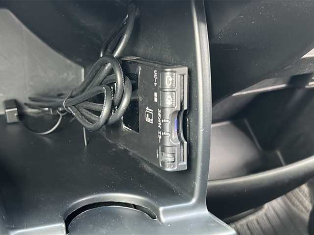 ホンダ フリード G ジャストセレクション 群馬県 2012(平24)年 7.1万km プレミアムホワイトパール ワンオーナー/ヘッドライトレベライザー/純正フロアマット/ウィンカーミラー/バイザー/ETC/純正SDナビ（TV.CD.DVD.Bluetooth）/アイドリングストップ/片側パワースライドドア/電動格納ミラー/スペアキー/パワーウィンドウ/パワーステアリング/盗難装置