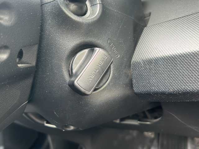 ホンダ フリード G ジャストセレクション 群馬県 2012(平24)年 7.1万km プレミアムホワイトパール ワンオーナー/ヘッドライトレベライザー/純正フロアマット/ウィンカーミラー/バイザー/ETC/純正SDナビ（TV.CD.DVD.Bluetooth）/アイドリングストップ/片側パワースライドドア/電動格納ミラー/スペアキー/パワーウィンドウ/パワーステアリング/盗難装置