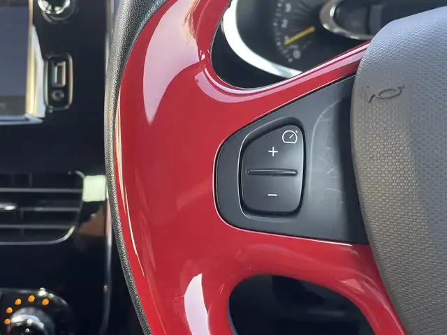 ルノー ルーテシア インテンス 三重県 2015(平27)年 11.3万km 赤 純正ナビ/ETC/Bluetooth/ドラレコ/純正17インチAW