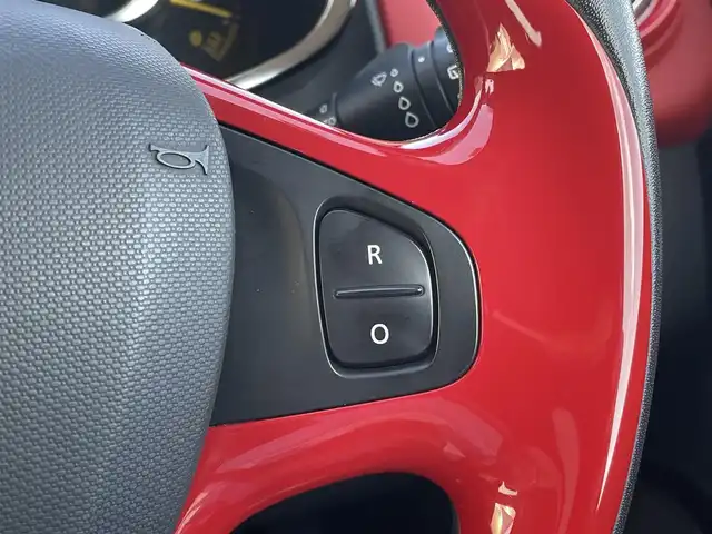 ルノー ルーテシア インテンス 三重県 2015(平27)年 11.3万km 赤 純正ナビ/ETC/Bluetooth/ドラレコ/純正17インチAW