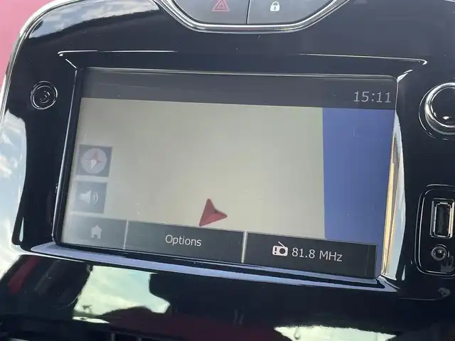 ルノー ルーテシア インテンス 三重県 2015(平27)年 11.3万km 赤 純正ナビ/ETC/Bluetooth/ドラレコ/純正17インチAW