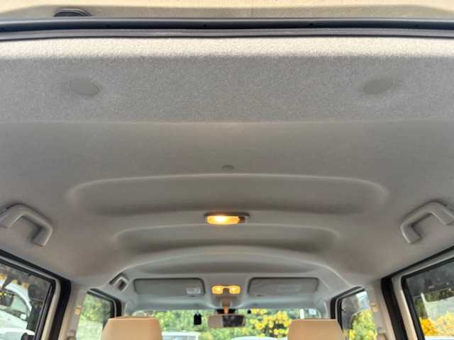 ダイハツ ムーヴ キャンバス G メイクアッフ SA Ⅱ 大阪府 2017(平29)年 6万km パールホワイトⅢ 純正ナビ　/フルセグ　/バックカメラ　/両側パワースライドドア　/衝突回避ブレーキ　/車線逸脱警報　/ドライブレコーダー　/ＥＴＣ　/プッシュスタート　/スマートキー　/ステアリングスイッチ　/オートライト　/電格ミラー