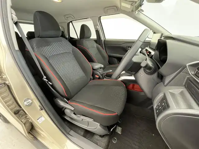 トヨタ ライズ Z 滋賀県 2021(令3)年 8.8万km ナチュラルベージュマイカM 禁煙車/純正９型ディスプレイオーディオ/【Bluetooth/フルセグTV/CD/DVD】/パノラミックビューモニター/ビルトインＥＴＣ/スマートアシスト/・衝突回避支援ブレーキ機能/・車線逸脱抑制制御機能/・ブレーキ制御付誤発進抑制機能/・アダプティブドライビングビーム/・先行車発進お知らせ機能/・進入禁止標識認識機能/・アダプティブクルーズコントロール/・衝突警報機能/・車線逸脱警報機能/・コーナーセンサー/・サイドビューランプ/・レーンキープコントロール/シートヒーター/ＬＥＤシーケンシャルターンランプ/ステアリングスイッチ/スマートキー