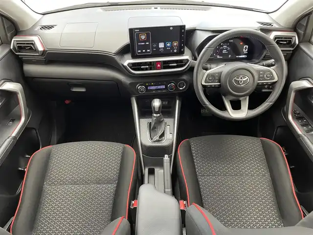 トヨタ ライズ Z 滋賀県 2021(令3)年 8.8万km ナチュラルベージュマイカM 禁煙車/純正９型ディスプレイオーディオ/【Bluetooth/フルセグTV/CD/DVD】/パノラミックビューモニター/ビルトインＥＴＣ/スマートアシスト/・衝突回避支援ブレーキ機能/・車線逸脱抑制制御機能/・ブレーキ制御付誤発進抑制機能/・アダプティブドライビングビーム/・先行車発進お知らせ機能/・進入禁止標識認識機能/・アダプティブクルーズコントロール/・衝突警報機能/・車線逸脱警報機能/・コーナーセンサー/・サイドビューランプ/・レーンキープコントロール/シートヒーター/ＬＥＤシーケンシャルターンランプ/ステアリングスイッチ/スマートキー