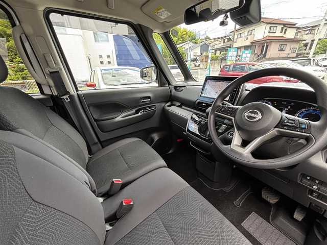 日産 ルークス HWS X プロパイロットED 熊本県 2024(令6)年 0.3万km ホワイトパール ワンオーナー/純正9インチナビ（MM223D-L）/【フルセグTV/Bluetooth/AM/FM】/全周囲カメラ/両側パワースライドドア/プロパイロット/エマージェンシーブレーキ/レーダークルーズコントロール/コーナーセンサー/標識表示/先行車発進警告/レーンアシスト/オートホールド/純正14インチAW/オートLEDライト/フォグランプ/シートバックテーブル/ナビ連動ドライブレコーダー/プッシュスタート/スマートキー/アイドリングストップ/純正フロアマット/純正ドアバイザー/盗難防止装置/保証書/取扱説明書
