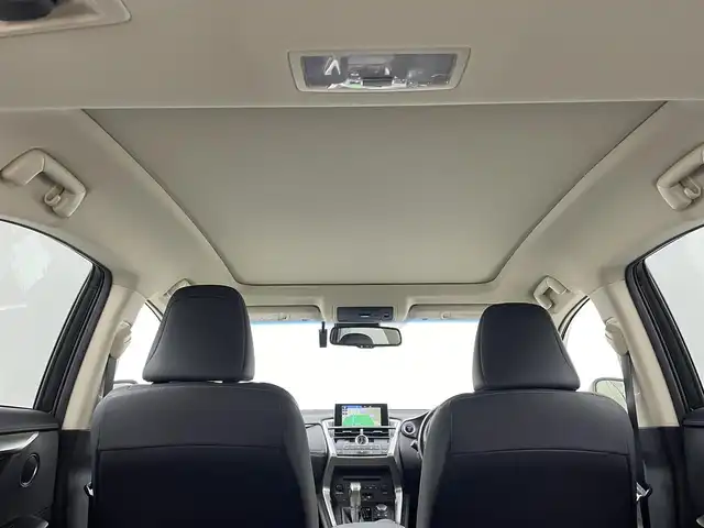 レクサス ＮＸ 300h Iパッケージ 岡山県 2015(平27)年 7.7万km スターライトブラックガラスフレーク パノラマルーフ/合皮シート/シートヒーター(運転席・助手席)/パワーシート(運転席・助手席)/純正メーカーOPナビ/【フルセグＴＶ/CD/DVD/Bluetooth/USB/AUX】/全方位カメラ/パワーバックドア/レーダークルーズコントロール/プリクラッシュセーフティシステム/ＬＥＤヘッドランプ/ステアリングヒーター/純正ドライブレコーダー(前)/(DRD-H66)/ビルトインＥＴＣ/シートメモリ/パドルシフト/スペアキー(1個)/カードキー(1個)