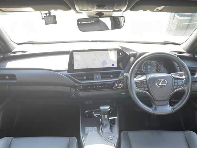 レクサス ＵＸ 250h バージョンC 香川県 2022(令4)年 4.2万km グラファイトブラックガラスフレーク 純正ナビ（フルセグTV/BT)/バックカメラ/ドライブレコーダー/パワーシート/シートヒーター/ステアリングヒーター/リアシートリマインダー/コーナーセンサー/ETC2.0