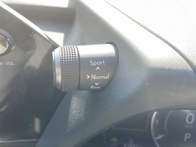 レクサス ＵＸ 250h バージョンC 香川県 2022(令4)年 4.2万km グラファイトブラックガラスフレーク 純正ナビ（フルセグTV/BT)/バックカメラ/ドライブレコーダー/パワーシート/シートヒーター/ステアリングヒーター/リアシートリマインダー/コーナーセンサー/ETC2.0