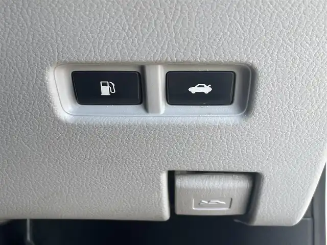 レクサス ＨＳ 250h バージョンL 群馬県 2009(平21)年 15.2万km クォーツホワイトクリスタルシャイン 純正HDDナビゲーション/（CD/DVD/MD/フルセグTV）/バックカメラ/サンルーフ/本革シート/前席メモリパワーシート/前席シートヒーター/エアシート/ステアリングスイッチ/ビルトインETC/クルーズコントロール/リアサンシェード/コーナーポール/LEDヘッドライト/フォグライト/クリアランスソナー/電格ミラー/ドアバイザー/純正フロアマット/純正17インチアルミホイール