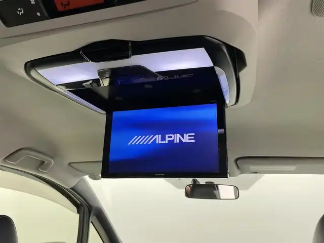 トヨタ エスクァイア ハイブリッド Gi 福井県 2015(平27)年 13.2万km スパークリングブラックパールクリスタルシャイン アルパイン製ＢＩＧＸナビ　/アルパイン製フリップダウンモニター　/バックカメラ　/シートヒーター　/レザーシート　/両側パワースライドドア　/置くだけ充電　/クルーズコントロール　/純正ビルトインＥＴＣ　/衝突被害軽減ブレーキ