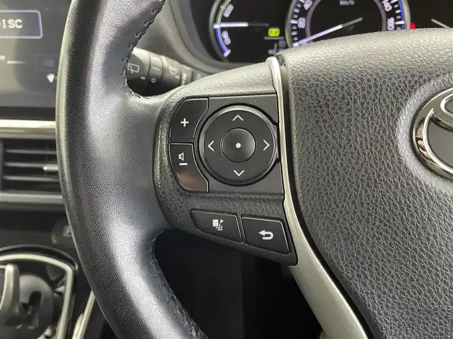 トヨタ エスクァイア ハイブリッド Gi 福井県 2015(平27)年 13.2万km スパークリングブラックパールクリスタルシャイン アルパイン製ＢＩＧＸナビ　/アルパイン製フリップダウンモニター　/バックカメラ　/シートヒーター　/レザーシート　/両側パワースライドドア　/置くだけ充電　/クルーズコントロール　/純正ビルトインＥＴＣ　/衝突被害軽減ブレーキ