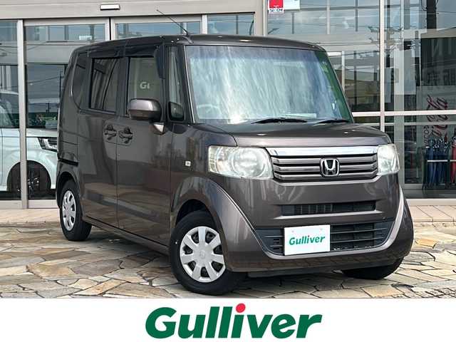 ホンダ Ｎ ＢＯＸ G Lパッケージ 静岡県 2012(平24)年 8.1万km プレミアムブロンズパール 主要装備/・ホンダ純正オーディオ/・CD/MD/AUX/・オートエアコン/・プッシュスタート/・助手席側パワースライドドア/・ＥＴＣ/・ステアリングリモコン/・アイドリングストップ/・横滑り防止装置/・純正フロアマット/・純正ホイールキャップ/・ハロゲンヘッドライト