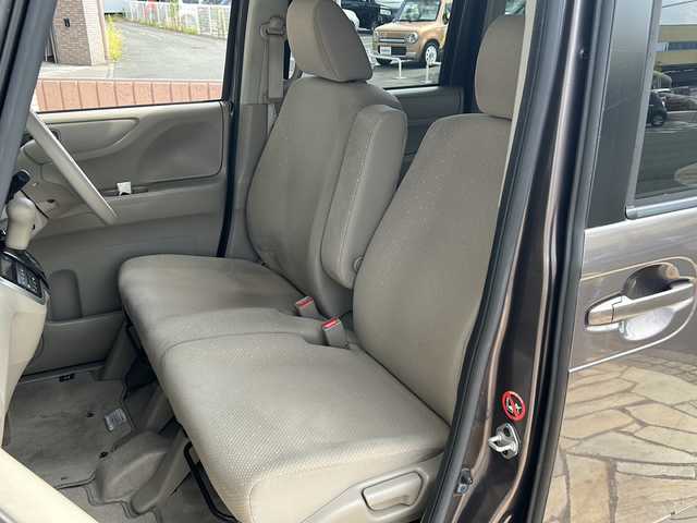 ホンダ Ｎ ＢＯＸ G Lパッケージ 静岡県 2012(平24)年 8.1万km プレミアムブロンズパール 主要装備/・ホンダ純正オーディオ/・CD/MD/AUX/・オートエアコン/・プッシュスタート/・助手席側パワースライドドア/・ＥＴＣ/・ステアリングリモコン/・アイドリングストップ/・横滑り防止装置/・純正フロアマット/・純正ホイールキャップ/・ハロゲンヘッドライト