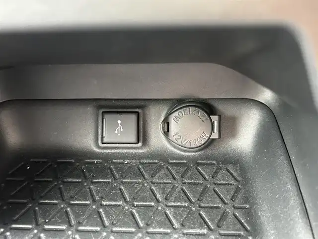 トヨタ ＲＡＶ４ X 静岡県 2020(令2)年 4.5万km グレーメタリック 純正ナビ/(AM/FM/BT)/フルセグTV/バックカメラ/トヨタセーフティーセンス/横滑り防止装置/レーンキープアシスト/衝突被害軽減システム/追従クルーズコントロール/電動パーキングブレーキ/オートブレーキホールド/前方ドライブレコーダー/前後コーナーセンサー/ブラインドスポットモニター/プッシュスタート/スマートキー/スペアキー×1/LEDオートライト/オートハイビーム/純正17インチアルミホイール/保証書/取扱説明書