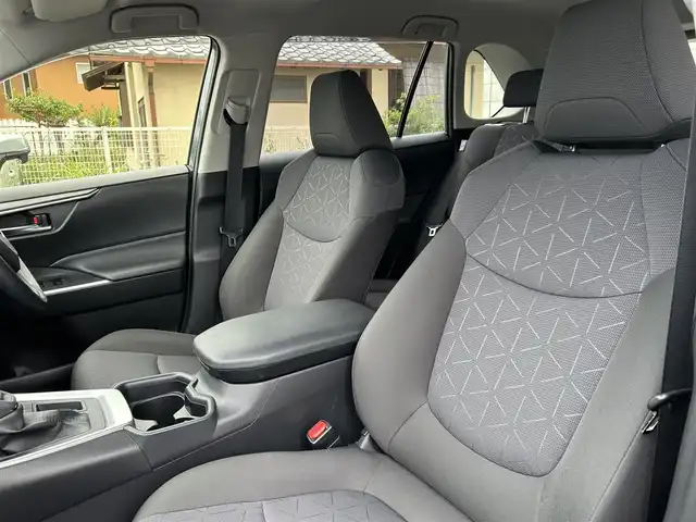 トヨタ ＲＡＶ４ X 静岡県 2020(令2)年 4.5万km グレーメタリック 純正ナビ/(AM/FM/BT)/フルセグTV/バックカメラ/トヨタセーフティーセンス/横滑り防止装置/レーンキープアシスト/衝突被害軽減システム/追従クルーズコントロール/電動パーキングブレーキ/オートブレーキホールド/前方ドライブレコーダー/前後コーナーセンサー/ブラインドスポットモニター/プッシュスタート/スマートキー/スペアキー×1/LEDオートライト/オートハイビーム/純正17インチアルミホイール/保証書/取扱説明書