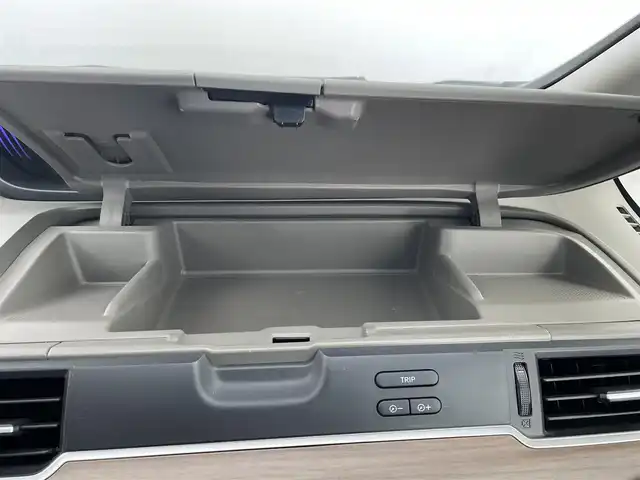 ホンダ フリード G ホンダセンシング 大分県 2019(令1)年 5.2万km プラチナホワイトパール ホンダセンシング/・衝突軽減ブレーキ（CMBS）/・先行車発進お知らせ機能/・歩行者事故低減ステアリング/・路外逸脱抑制機能/・標識認識機能/・渋滞追従機能付アダプティブクルーズコントロール（ACC）/・車線維持支援システム（LKAS）/・誤発進抑制機能/・オートハイビーム/純正ナビゲーション/【CD/DVD/SD/USB/BT/TV】/バックカメラ/ビルトインETC/両側電動スライドドア/LEDオートライト/前後ドライブレコーダー/ステアリングスイッチ/TVキャンセラー/保証書・取扱説明書/スペアキー/純正フロアマット