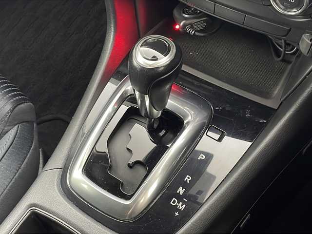 マツダ アテンザ ワゴン XD 奈良県 2014(平26)年 6.1万km ソウルレッドプレミアムメタリック ディスチャージパッケージ/純正ナビ/　フルセグTV/DVD/CD/Bluetooth/バックカメラ/純正フリップダウンモニター/純正19インチアルミホイール/スマートシティブレーキサポート/HIDヘッドライト/シグネチャーLEDランプ/オートライト/フォグランプ/コーナーセンサー/クルーズコントロール/ビルトインETC/ステアリングスイッチ/パドルシフト/プッシュスタート/スマートキー/アイドリングストップ/アダプティブフロントライティングシステム/リアスポイラー/シルバールーフレール/電動格納ミラー/LEDウインカーミラー/横すべり防止/フロアマット/スペアキー/保証書/取扱説明書