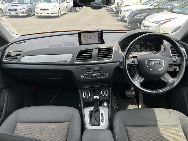 アウディ Ｑ３ 2．0 TFSI クワトロ 170PS 道東・釧路十勝 2014(平26)年 12万km オレンジ 4WD/純正ナビ/地デジ/バックカメラ/社外AW付冬タイヤ4本積込/プッシュスタート/スマートキー/保証書/取扱説明書/オートライト/革巻きステアリング