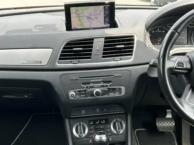 アウディ Ｑ３ 2．0 TFSI クワトロ 170PS 道東・釧路十勝 2014(平26)年 12万km オレンジ 4WD/純正ナビ/地デジ/バックカメラ/社外AW付冬タイヤ4本積込/プッシュスタート/スマートキー/保証書/取扱説明書/オートライト/革巻きステアリング
