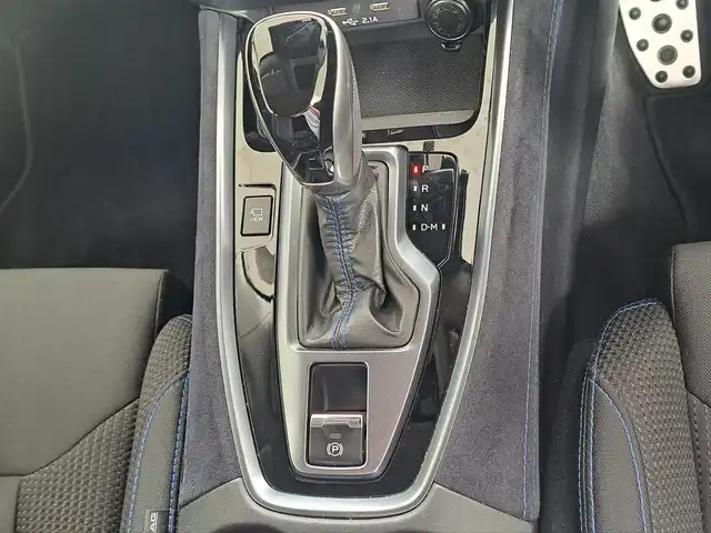 スバル レヴォーグ 1．8GT－H EX 大阪府 2020(令2)年 10万km クリスタルホワイトP /禁煙車//衝突被害軽減ブレーキ//純正ナビ//AppleCarPlay/AndroidAuto//フルセグテレビ/Bluetooth//バックサイドカメラ//パワーバックドア//ドライブレコーダー//シートヒーター//ETC//後席USBソケット//純正18インチアルミホイール//保証書//取扱説明書//スペアキー×1