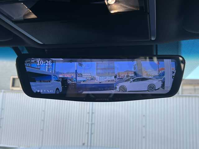 トヨタ ランドクルーザー VX 栃木県 2023(令5)年 1.9万km ホワイトパールクリスタルシャイン チルト＆スライド電動ムーンルーフ/ハンズフリーパワーバックドア/ALPINEデジタルインナーミラー/電動デフロック(リヤ)/ルーフレール(ブラック)/Toyota Safety Sense/・プリクラッシュセーフティ/・レーントレーシングアシスト［LTA］/・ドライバー異常時対応システム/・レーダークルーズコントロール(全車速追従機能付)/・ロードサインアシスト［RSA］/・オートマチックハイビーム［AHB］/先行車発進告知機能［TMN］/ブラインドスポットモニター(後方車両への接近警報・停車時警報機能付)［BSM］/パーキングサポートブレーキ(前後方静止物/後方接近車両/後方歩行者)/パノラミックビューモニター/カラーヘッドアップディスプレイ/マルチテレインモニター/T-Connectナビゲーションシステム/・12.3インチディスプレイ/・地デジ(フルセグ)/・Bluetooth/・Apple CarPlay/Android Auto/本革シート(ブラック)/快適温熱シート+シートベンチレーション/ステアリングヒーター/ZX専用20インチアルミホイール