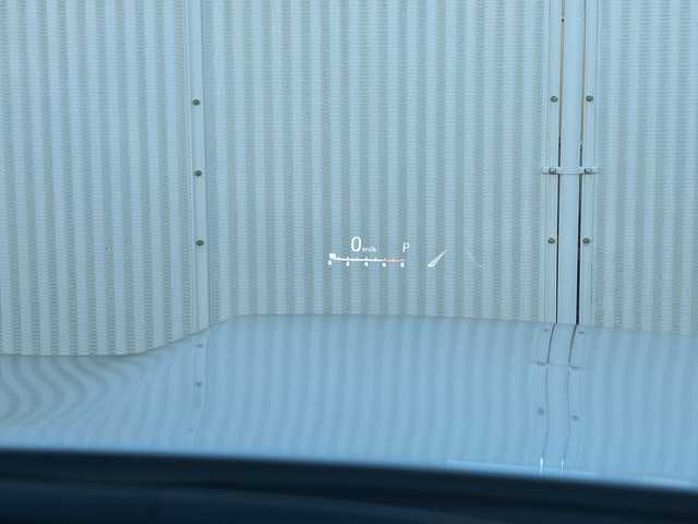 トヨタ ランドクルーザー VX 栃木県 2023(令5)年 1.9万km ホワイトパールクリスタルシャイン チルト＆スライド電動ムーンルーフ/ハンズフリーパワーバックドア/ALPINEデジタルインナーミラー/電動デフロック(リヤ)/ルーフレール(ブラック)/Toyota Safety Sense/・プリクラッシュセーフティ/・レーントレーシングアシスト［LTA］/・ドライバー異常時対応システム/・レーダークルーズコントロール(全車速追従機能付)/・ロードサインアシスト［RSA］/・オートマチックハイビーム［AHB］/先行車発進告知機能［TMN］/ブラインドスポットモニター(後方車両への接近警報・停車時警報機能付)［BSM］/パーキングサポートブレーキ(前後方静止物/後方接近車両/後方歩行者)/パノラミックビューモニター/カラーヘッドアップディスプレイ/マルチテレインモニター/T-Connectナビゲーションシステム/・12.3インチディスプレイ/・地デジ(フルセグ)/・Bluetooth/・Apple CarPlay/Android Auto/本革シート(ブラック)/快適温熱シート+シートベンチレーション/ステアリングヒーター/ZX専用20インチアルミホイール