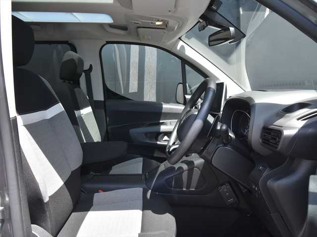 シトロエン シトロエン ベルランゴ シャイン ブルーHDi 和歌山県 2023(令5)年 1.6万km グレー ACC /アクティブセーフティブレーキ /ガラスルーフ/前後センサー /Apple carplay /Bカメラ /サイドカメラ /ルーフレール /両側スライドドア /純正AW /サンシェード /ETC/取扱説明書/保証書/スペアキー