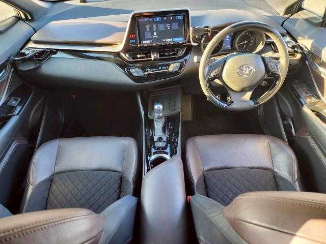 トヨタ Ｃ－ＨＲ G－T 岩手県 2017(平29)年 6.8万km ホワイトパールクリスタルシャイン モデリスタエアロ/純正ナビ/ドラレコ/ＥＴＣ/ＣＤ／ＤＶＤ／ＢＴ／フルセグ/プリクラッシュセーフティ/レーンキープ/ＢＳＭ/純正フロアマット/トノカバー/電動ランバーサポート