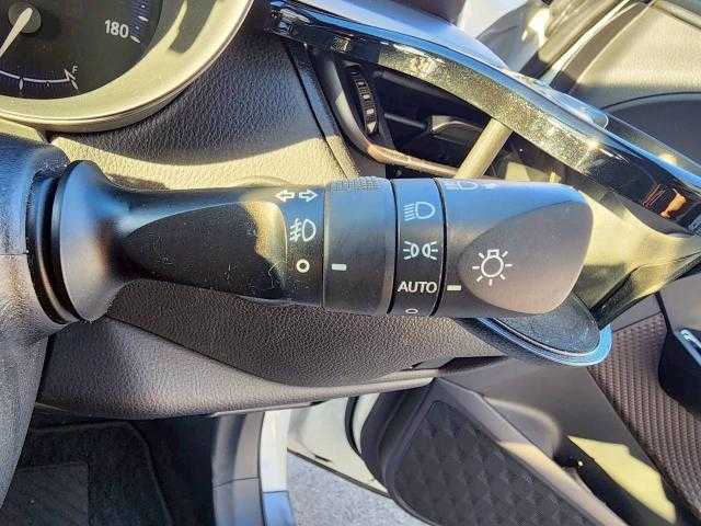 トヨタ Ｃ－ＨＲ G－T 岩手県 2017(平29)年 6.8万km ホワイトパールクリスタルシャイン モデリスタエアロ/純正ナビ/ドラレコ/ＥＴＣ/ＣＤ／ＤＶＤ／ＢＴ／フルセグ/プリクラッシュセーフティ/レーンキープ/ＢＳＭ/純正フロアマット/トノカバー/電動ランバーサポート