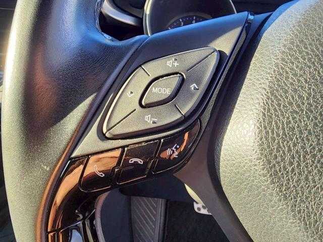 トヨタ Ｃ－ＨＲ G－T 岩手県 2017(平29)年 6.8万km ホワイトパールクリスタルシャイン モデリスタエアロ/純正ナビ/ドラレコ/ＥＴＣ/ＣＤ／ＤＶＤ／ＢＴ／フルセグ/プリクラッシュセーフティ/レーンキープ/ＢＳＭ/純正フロアマット/トノカバー/電動ランバーサポート