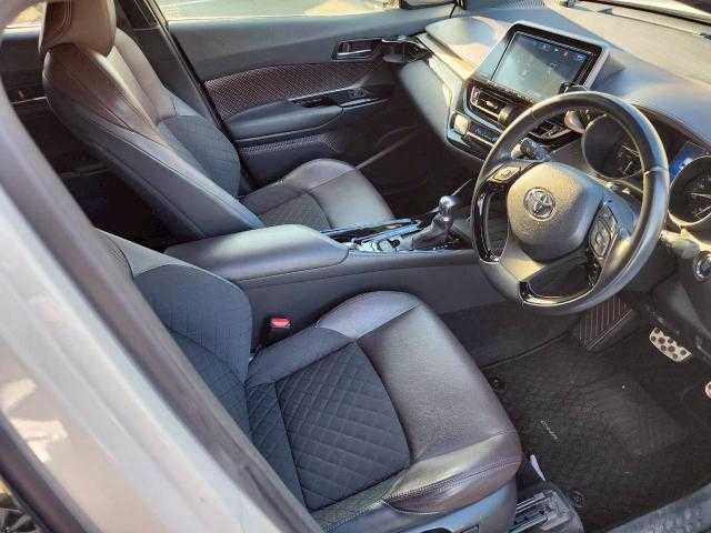 トヨタ Ｃ－ＨＲ G－T 岩手県 2017(平29)年 6.8万km ホワイトパールクリスタルシャイン モデリスタエアロ/純正ナビ/ドラレコ/ＥＴＣ/ＣＤ／ＤＶＤ／ＢＴ／フルセグ/プリクラッシュセーフティ/レーンキープ/ＢＳＭ/純正フロアマット/トノカバー/電動ランバーサポート