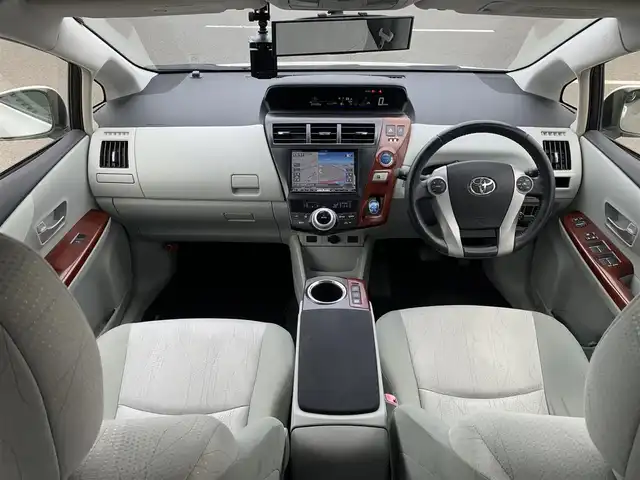 トヨタ プリウス α G 大分県 2012(平24)年 6.5万km ホワイトパールクリスタルシャイン ・社外8インチメモリーナビ(VIE-X003)/・フルセグ/・バックカメラ/・ステアリングスイッチ/・純正ビルトインETC/・ドライブレコーダー/・オートライト/・LEDヘッドライト/・社外シャークフィンアンテナ